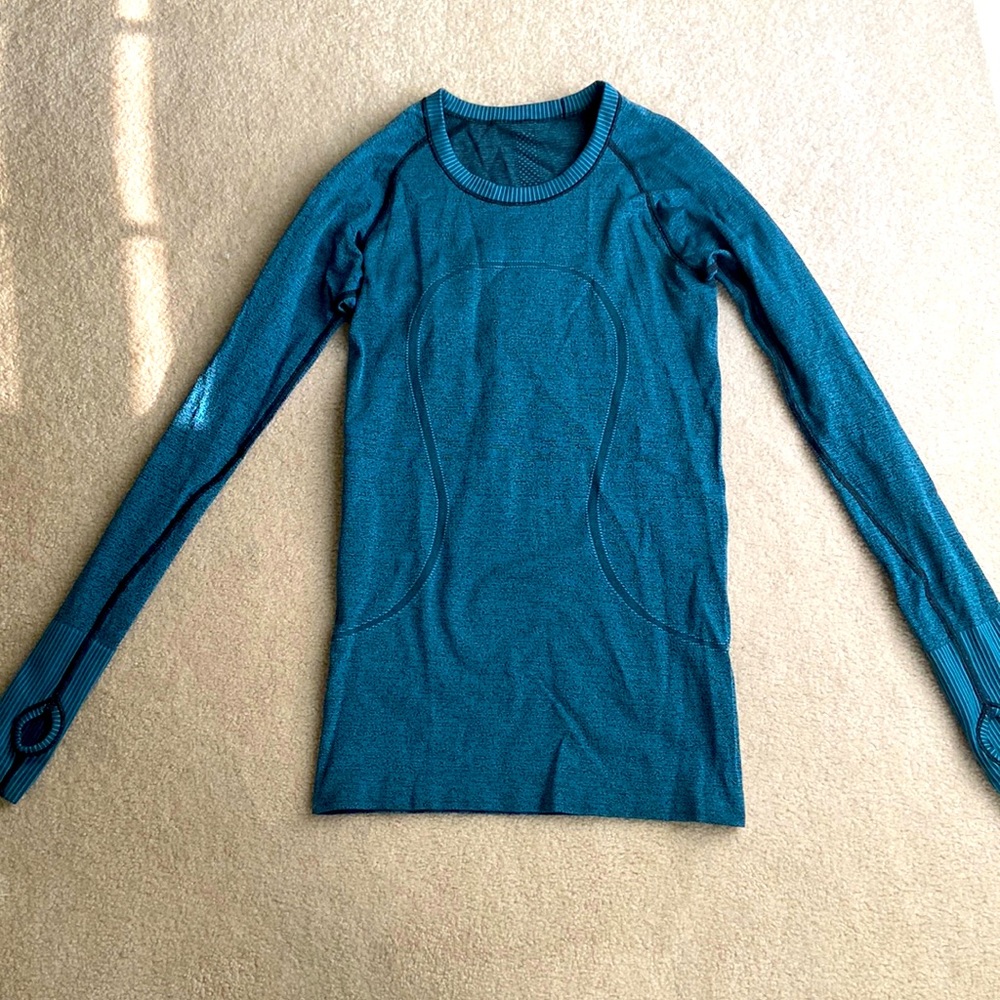 Lululemon Swiftly Tech Top - image 1